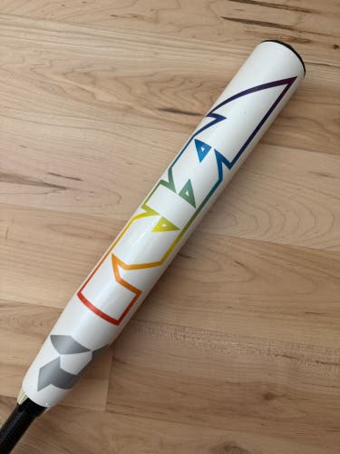 2025 DeMarini Prism 30/19 (-11) Fastpitch Softball Bat