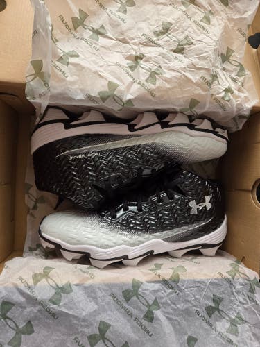 Men's Size M 8.5 (W 9.5) Under Armour Mid Top Molded Cleats (New)
