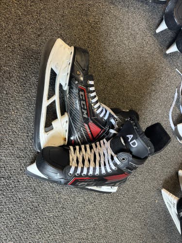 Alex DeBrincat  CCM Super Tacks AS3 Pro Hockey Skates Regular Width Pro Stock Size 6.5 (Used)