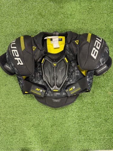 Bauer Supreme M3 Shoulder Pads | Intermediate Large
