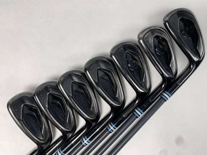 Titleist T200 Black Iron Set 5-PW+GW Fujikura Pro 75i Regular RH Midsize Grips