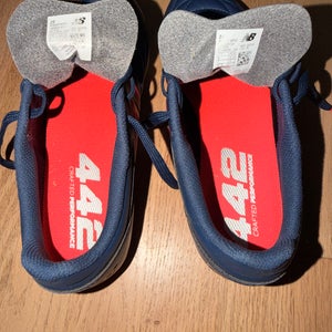 New Balance 442 Team V2 Soccer Cleats – Men’s 7.5 2E Wide – Navy