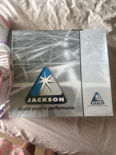 Jackson Ultima Artiste Figure Skates Adult 5 (Used)
