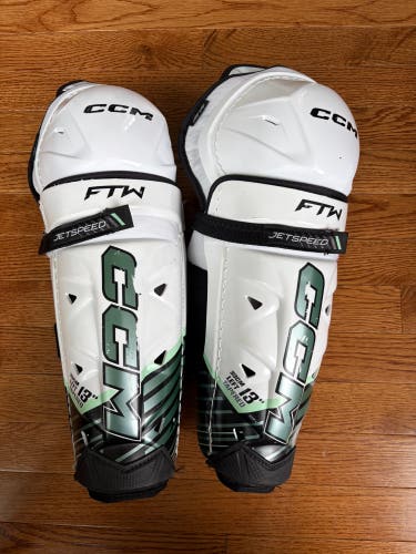 Senior CCM JetSpeed FTW 13" Shin Pads (Used)