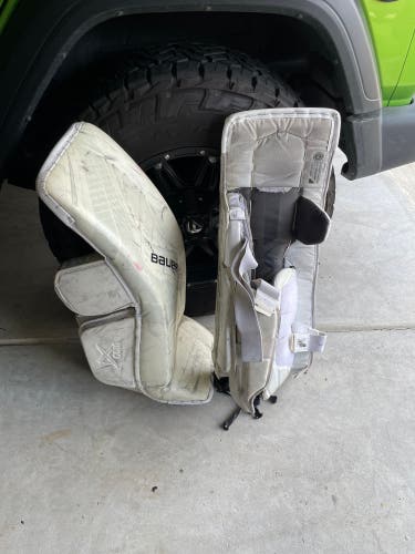 Medium Bauer Vapor 1X Goalie Leg Pads (Used)