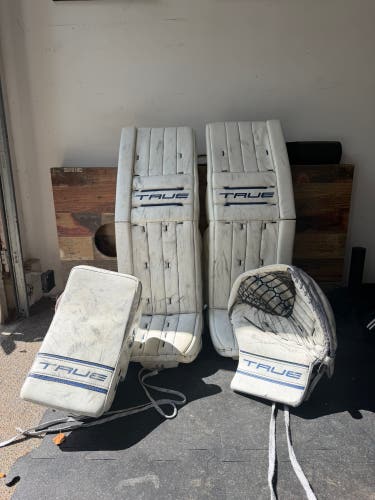 True goalie gear set