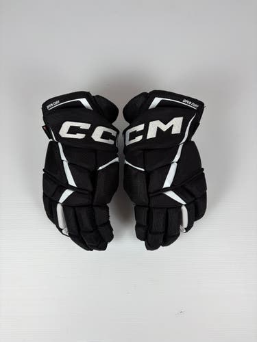 Like New 13" CCM JetSpeed FTW Hockey Gloves - Black