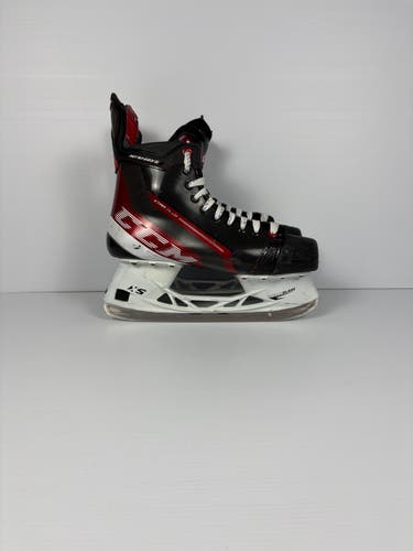 Used Size 8.5 Regular Senior CCM JetSpeed Xtra Plus Hockey Skates