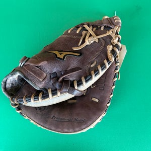 Mizuno Franchise RH Catcher's Baseball Glove 33.5" (Used)