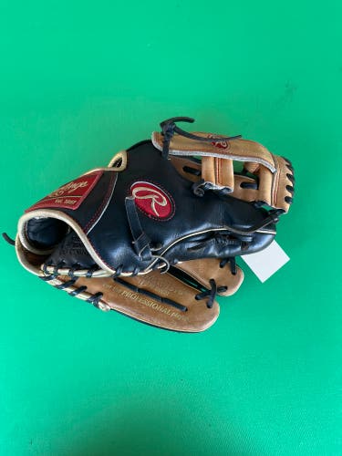 Rawlings Heart of the Hide RH Baseball Glove 11.75" (Used)