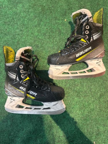 Junior Bauer Vapor X4 Hockey Skates (Regular) Size 2 (Used)