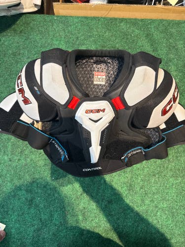 CCM Jetspeed Control Shoulder Pads (Used) | Junior Large