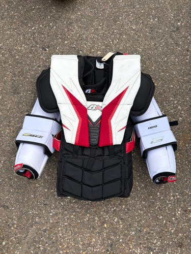 Senior XL Brian's Optik 2 Goalie Chest Protector Pro Stock (Used)