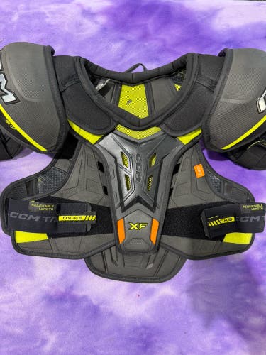 Small Senior CCM XF Pro Shoulder Pads (Used)