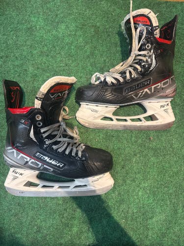 Senior Bauer Vapor 3X Hockey Skates (Fit 2) Size 8.5 (Used)