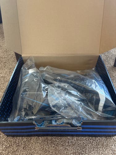Alkali Revel 4 Inline Skates Size 7 (New) PLUS Extra set of Labeda Gripper Wheels
