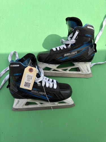 Junior Bauer GSX Hockey Goalie Skates Regular Width Size 3 (Used)