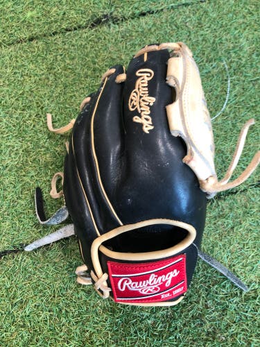 Rawlings Heart of the Hide RH Pitcher's Baseball Glove 10.75" (Used)
