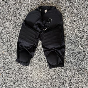 Black Men's Large Youth Nike Game Pants (Used)