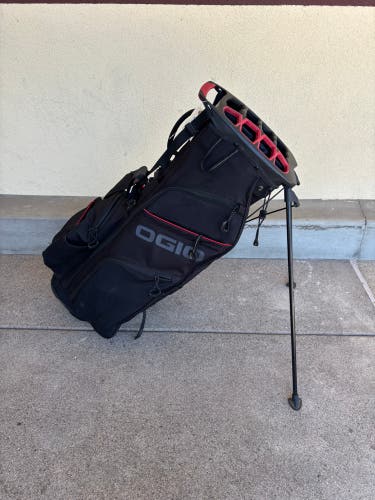 Black Ogio Woode 8 Way Bag