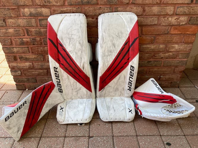 Red 31" Intermediate Bauer Vapor 3X Goalie Full Set Regular (Used)