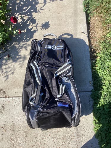 No E2 Catcher's Bag (New)