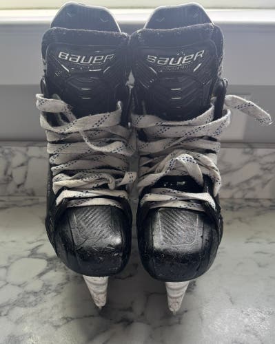 2022 Bauer Supreme Mach Hockey Skates Regular Width 6 (Used)