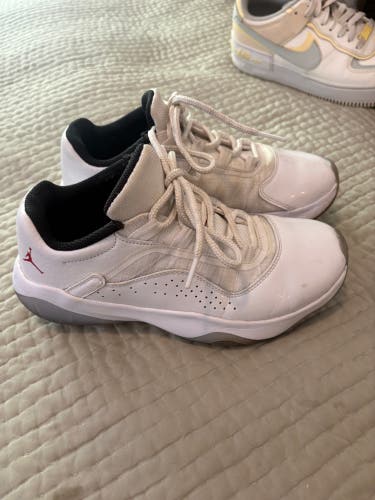 Nike Jordan Basketball Shoes Kid's 5Y (Big Kids / Youth) (Used)