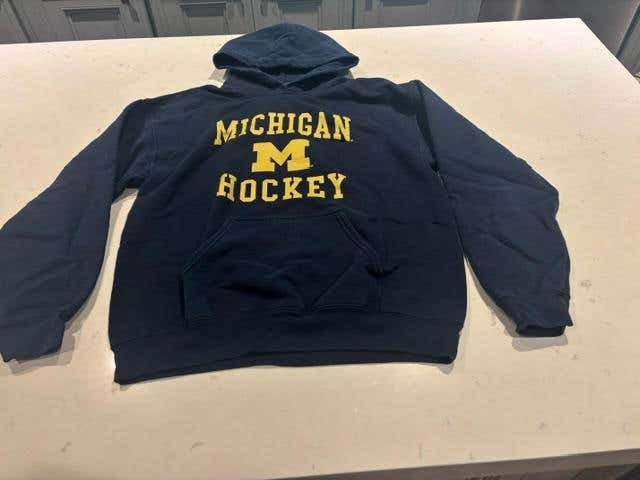 University of Michigan Hockey Hoodie Size Mens Medium