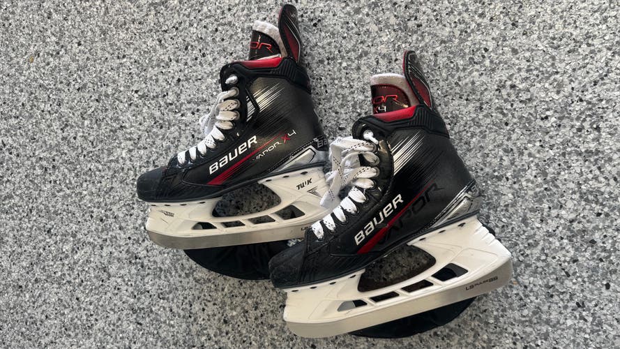 2025 Bauer Vapor X4 Hockey Skates Regular Width 6.5 (Used)