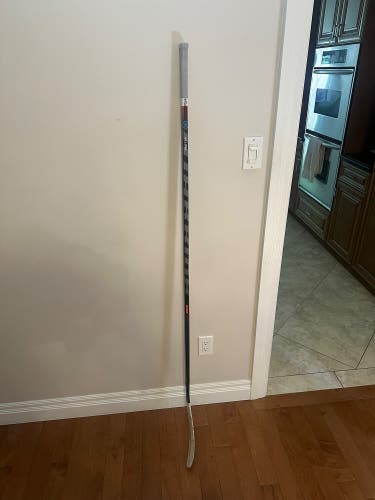 Barely Used Warrior Alpha QX LH Stick similar to P86 85 Flex Pro Stock