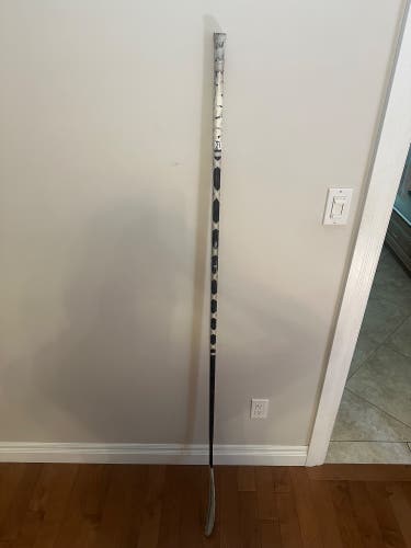 Used LH ProStockHockeySticks Red Line Stick Pro Laine Curve 70 Flex