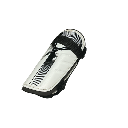Used Soccer Shin Guards Youth White And Black Youth 11834-S000056502