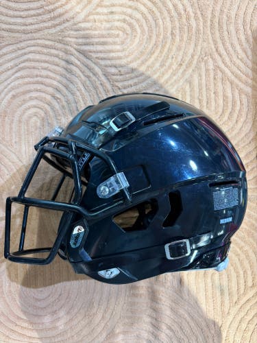 Youth Medium Schutt F7 LX1 Helmet (Used)