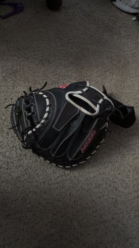 A2000 catchers mitt