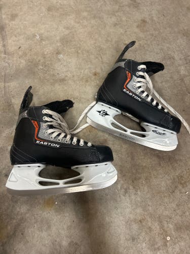 Easton Synergy EQ1 Hockey Skates 7 (Used)