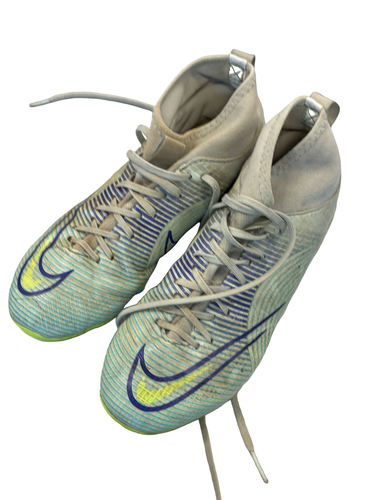 Used Nike Soccer Cleats White Junior 03 11682-S000138007