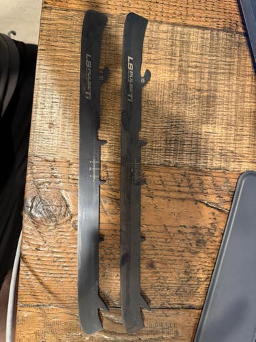 Size 10 Bauer LS Pulse Ti Goalie (New)