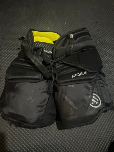 Junior Large/Extra Large Warrior Ritual X3E Hockey Goalie Pants (Used)