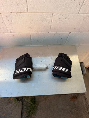 Junior Bauer Gloves 11" (Used)