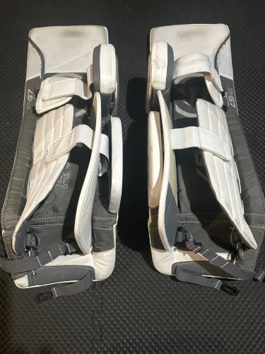 30" Warrior Ritual G7 Goalie Leg Pads (Used)
