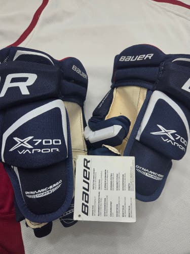 Bauer Vapor X700 Gloves 14" (New)