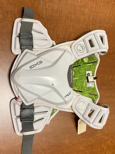 Used Medium Maverik Max Shoulder Pads