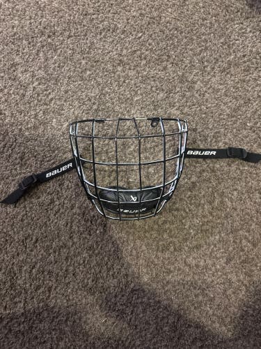 XS Bauer True Vision Full Cage (Used)