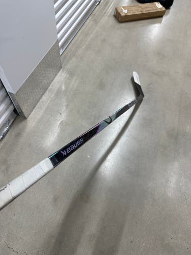 NCAA WMU Senior Bauer Proto2 Left Hand Hockey Stick P92M 77 Flex Pro Stock (Used)