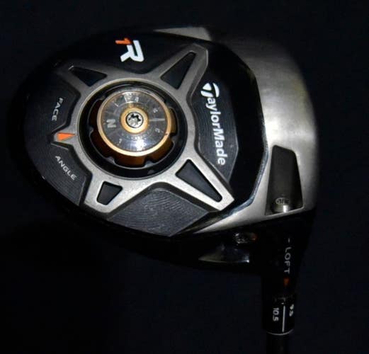 TAYLORMADE R1 DRIVER LOFT: 10.5 FLEX: STIFF LENGTH: 44.5 IN RIGHT HANDED