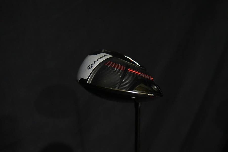 TAYLORMADE M4 DRIVER LOFT: 10.5 FLEX: STIFF LENGTH: 46 IN RIGHT