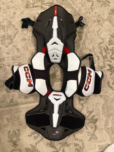 Men's Large Senior CCM JetSpeed FT6 Pro Shoulder Pads (New)