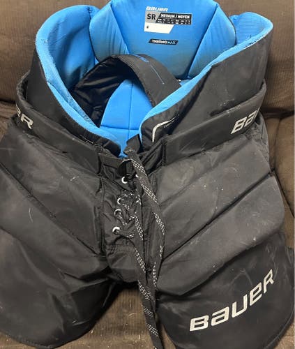 Senior Medium Bauer Hockey Goalie Pants (Used)