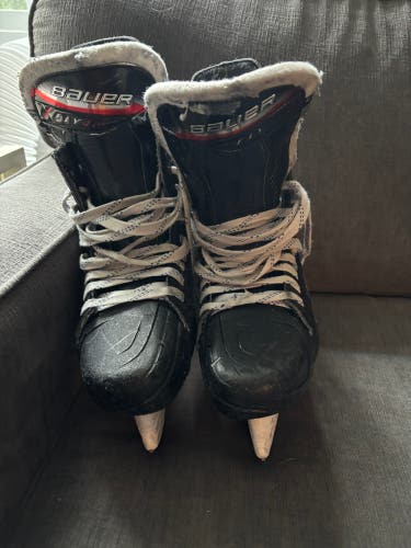 2025 Bauer Vapor Flylite Hockey Skates 6.5 (Used)